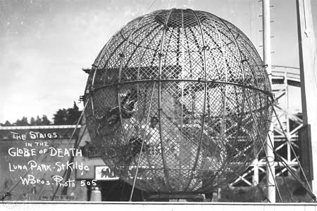 Staig's Globe of Death, 1918
